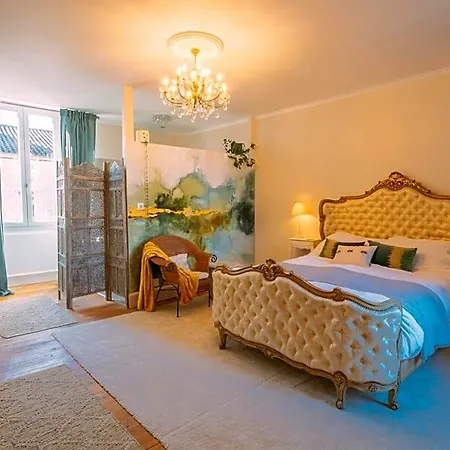 Bed & Breakfast La Maison 64 D'hotes