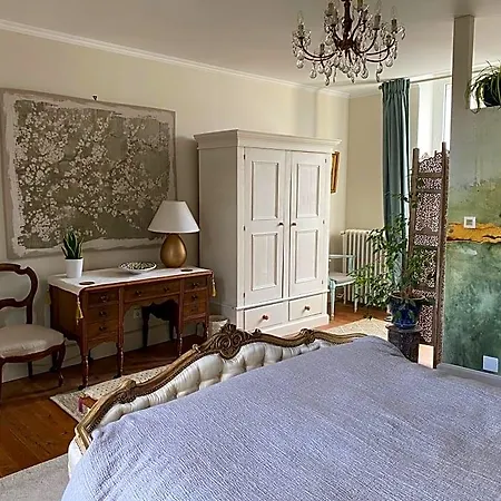 Bed & Breakfast La Maison 64 D'hotes 4*