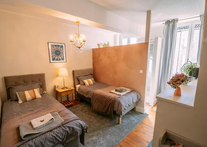 La Maison 64 D'hotes 住宿加早餐酒店 巴巴斯特